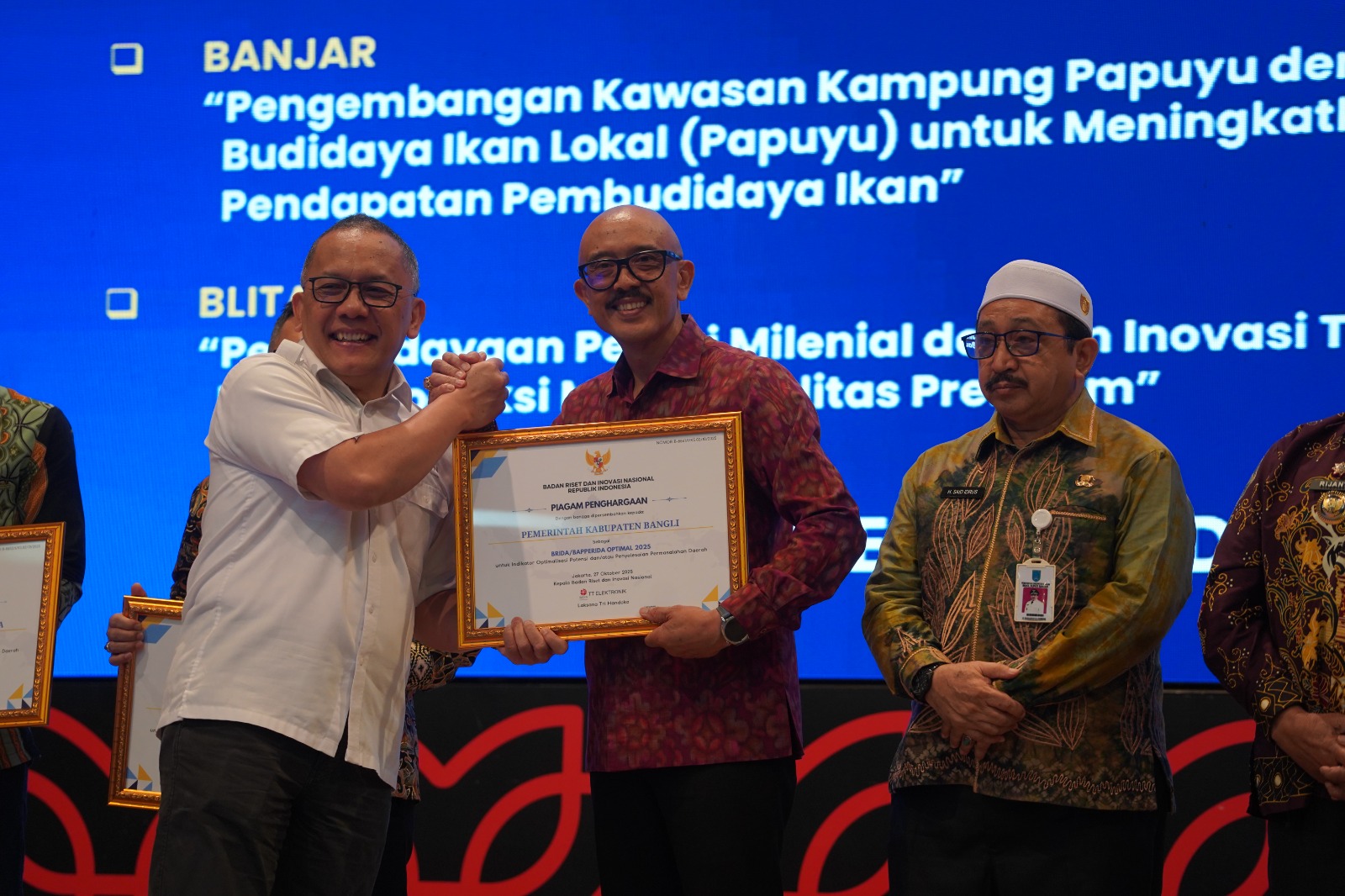 Bangli Raih Penghargaan BRIDA Optimal 2025 Atas Inovasi Eco Enzym untuk Danau Batur